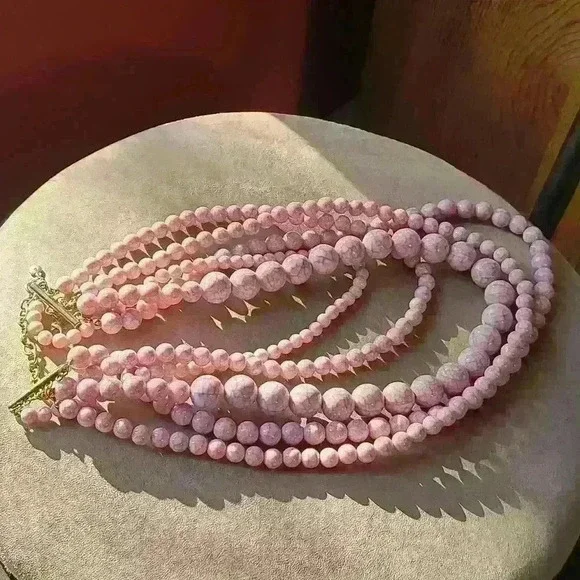 Chunky pink beaded 5 standard necklace - Picture 12 of 16
